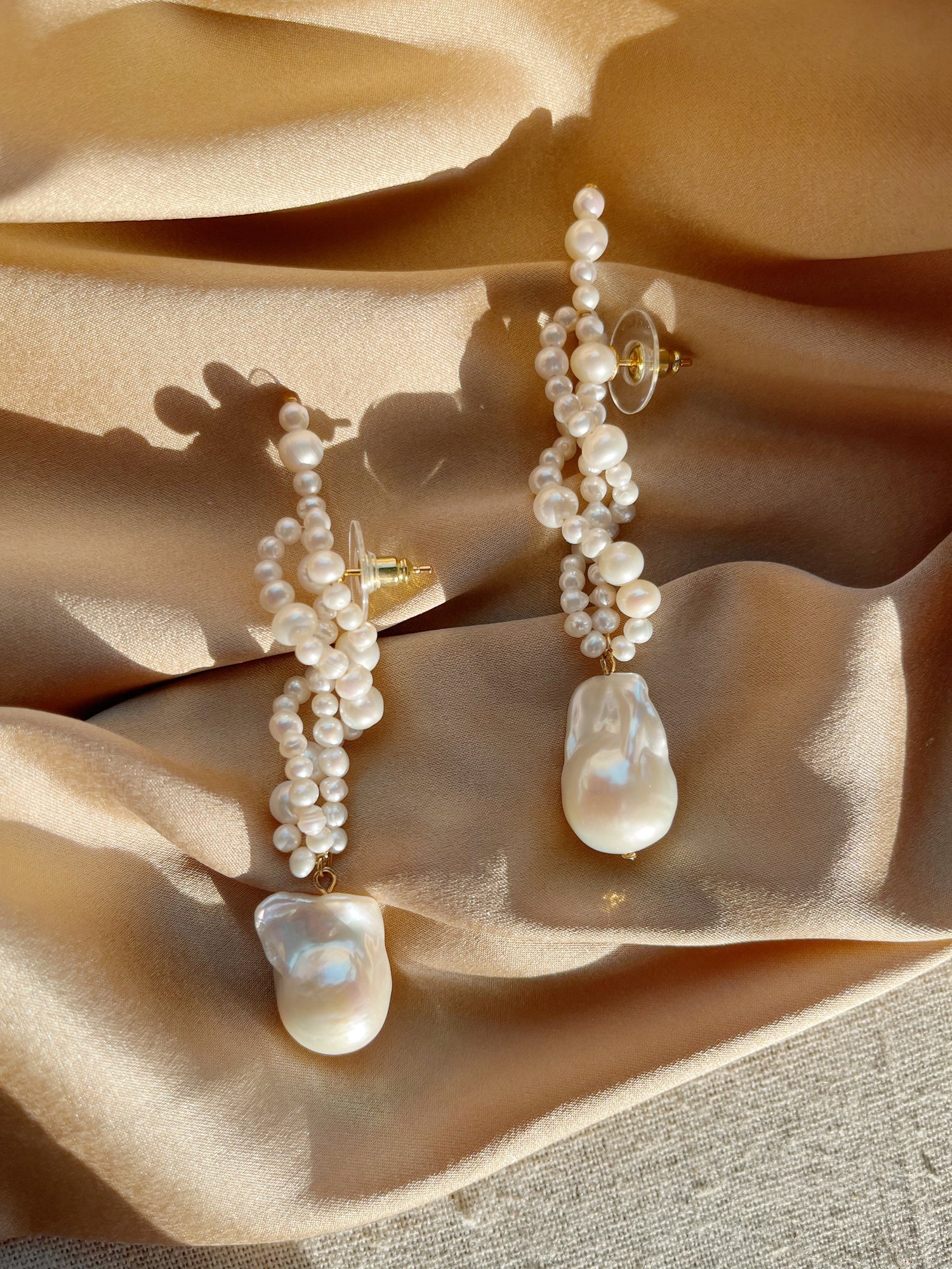 Entwined Strands Pearl Earring