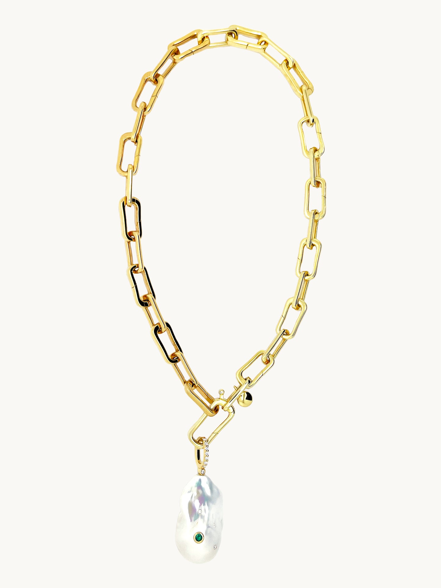 18k Gold Vermeil Link Necklace with Green Diamond Pearl